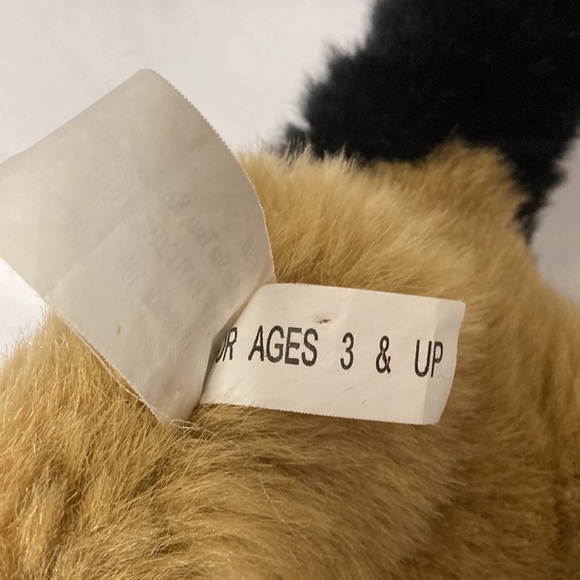 E & J Realistic German Shepherd Plush Dog - Picture 10 of 13